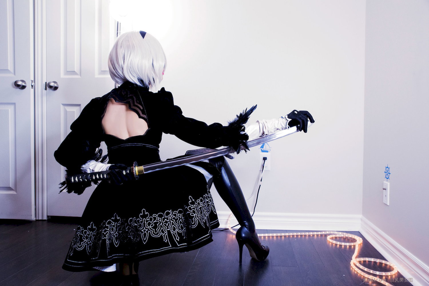 2B/30P ˿ Bonus [ ƨƬ COSERӰ] VOL.MisswarmJ P.1 