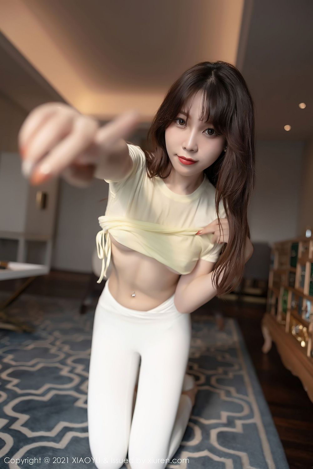 ߷  VOL.517 [XIAOYUӰ] Ȼд ع  ֥֥Booty ˽İɫ ģ P.4